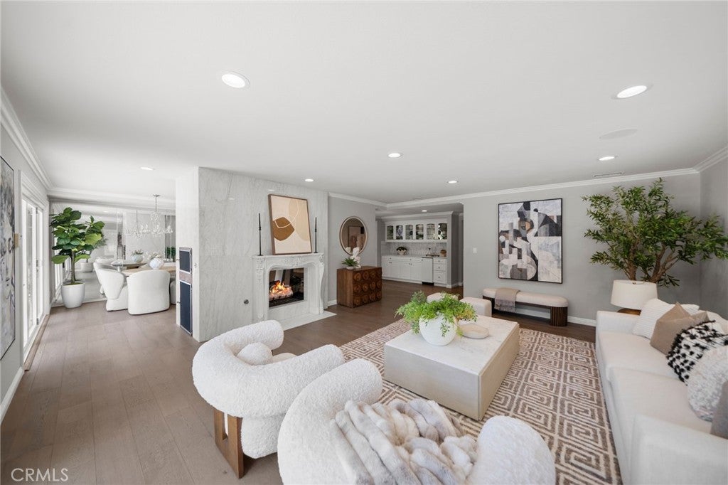 1407 Santanella, Newport Beach CA 92625 - Photo 6