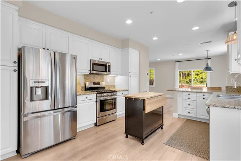 MLS: OC26194810