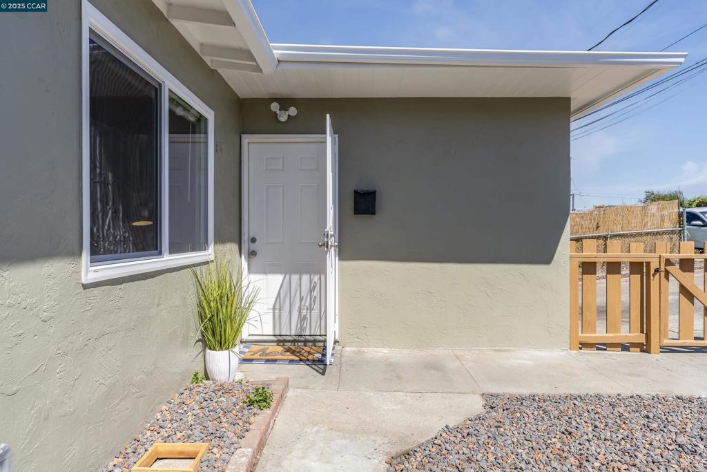 1401 Folsom Ave