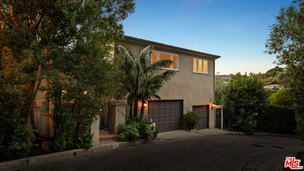 9430 Readcrest Drive