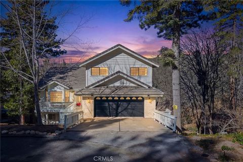 Photo of 30260 Gremlin Court, Running Springs, CA 92382 (MLS # CV26027128)