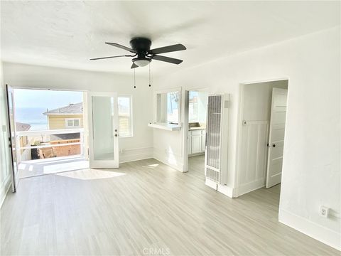Photo of 4209 The Strand #B, Manhattan Beach, CA 90266 (MLS # SB26087438)