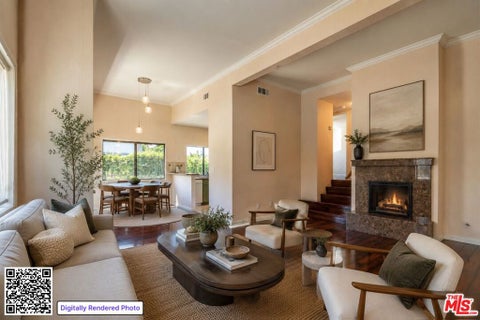 Photo of 18445 Hatteras Street #504, Los Angeles, CA 91356 (MLS # 26988593)