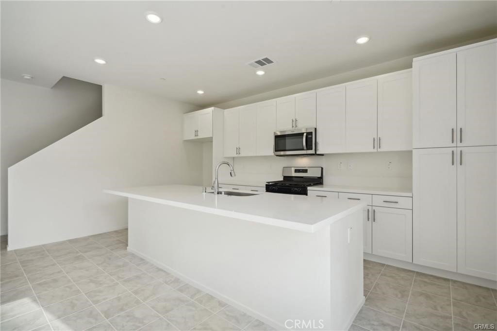34261 Summer Lane