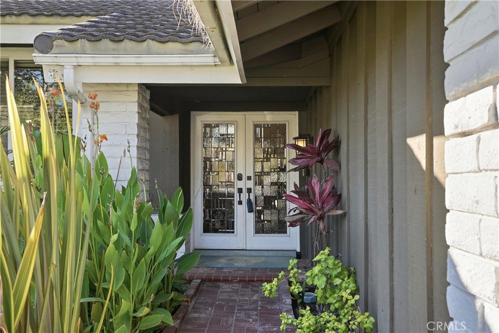 2709 Cardinal