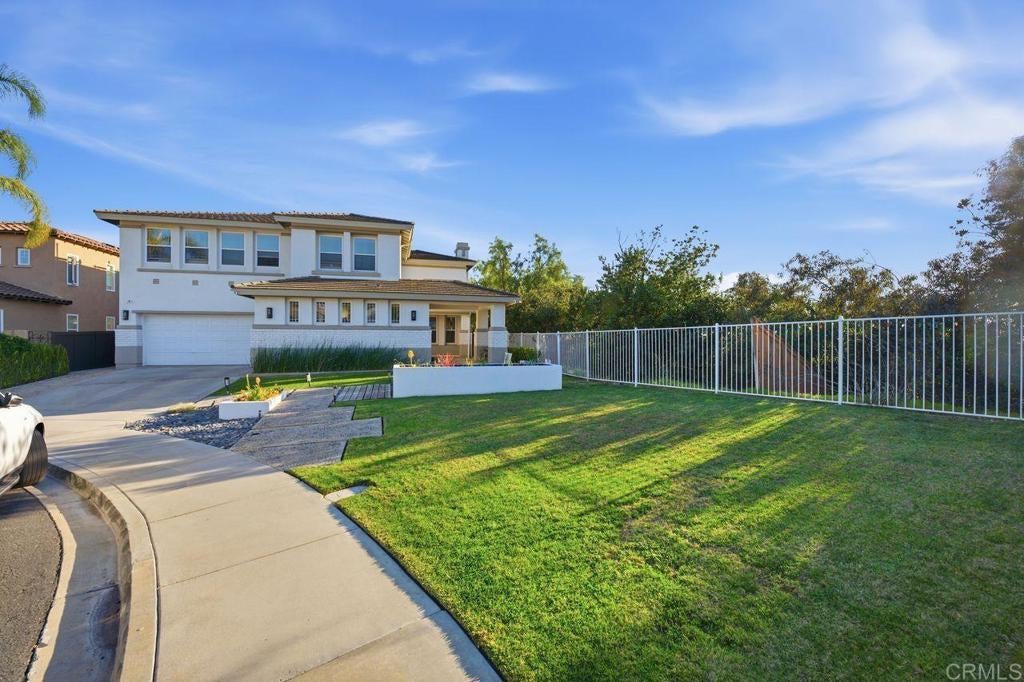 720 Crooked Path Place