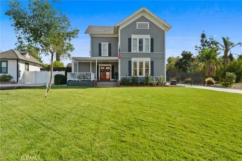 1033 W Palm Avenue, Redlands, CA 92373 - MLS#: IV25255940