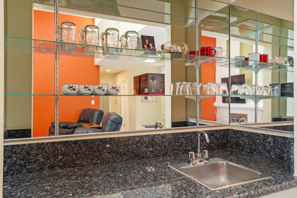 Mission Wells - Residential Lease