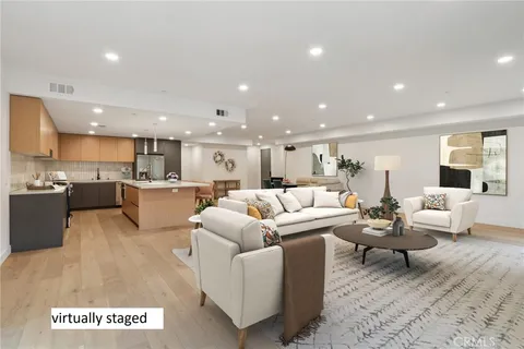 5110 Whitsett Avenue Unit 105, Valley Village, CA 91607 - MLS#: OC25259730