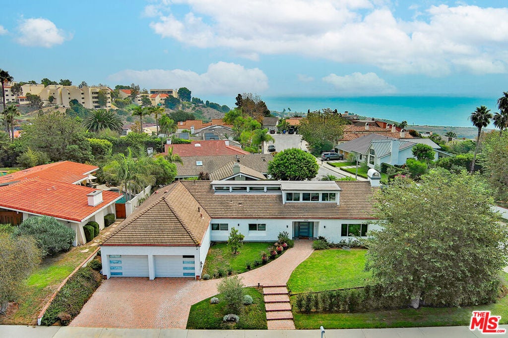 3536 Malibu Country Drive