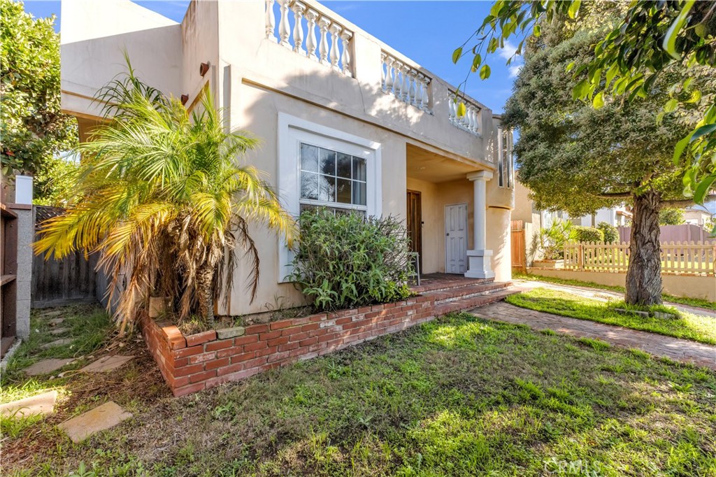 600 S Pacific Coast Highway