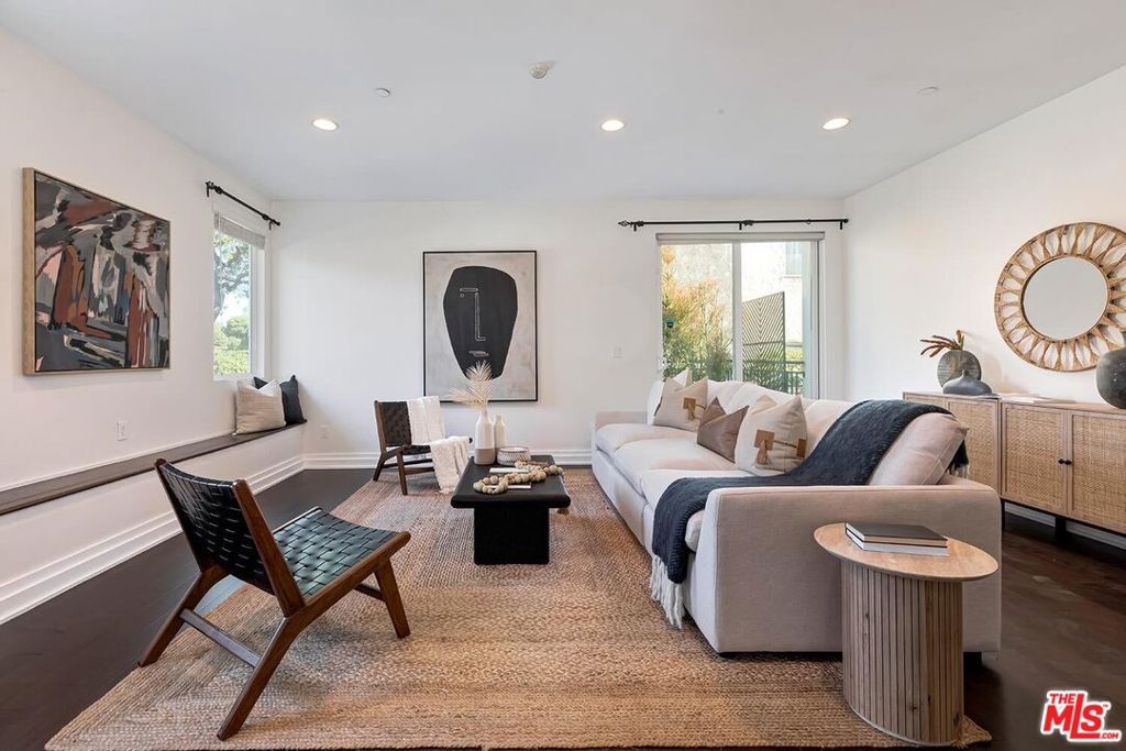 Photo of 2512 28th Street #101, Santa Monica, CA 90405 (MLS # 25584069)