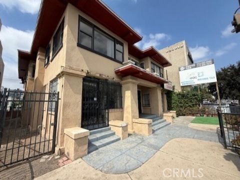 811 S Vermont Los Angeles CA 90005