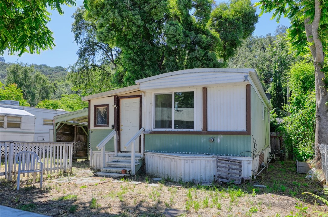 3630 Country Club 58