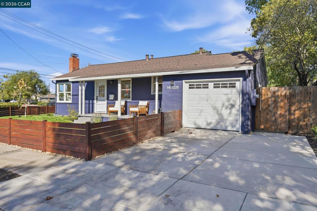 1328 Mesa St