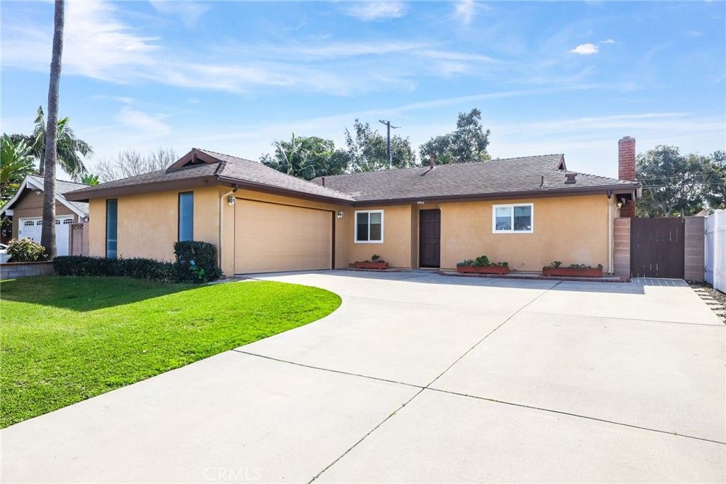 Photo of 8402 Friesland Drive Dr, Huntington Beach, CA 92647 (MLS # OC26035825)