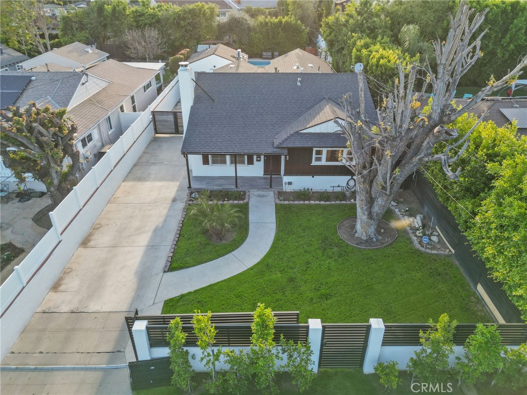 MAIN HOUSE + ADU! Enjoy entertaining and hosting family gatherings in this light-filled, beautifully remodeled Valley Glen home. The Main House is approx 1,950 Sqft. 3 bedroom 2.5 bathroom with additional office space or as a bonus room on a 7,605 square foot lot, this exceptional property combines style, comfort, and functionality. The main house features three spacious bedrooms, two and a half bathrooms, a cozy den(bonus room), and a relaxed, inviting atmosphere throughout.
A standout feature of this property is the large backyard area, perfect for both relaxation and recreation, complete with a sparkling pool and a basketball court—ideal for outdoor fun and entertaining. The home also includes an EV charger for added convenience.
Located close to Sherman Oaks Westfield Mall, Whole Foods, Trader Joe’s, and with easy freeway access, this home delivers the perfect blend of comfort, convenience, and lifestyle.