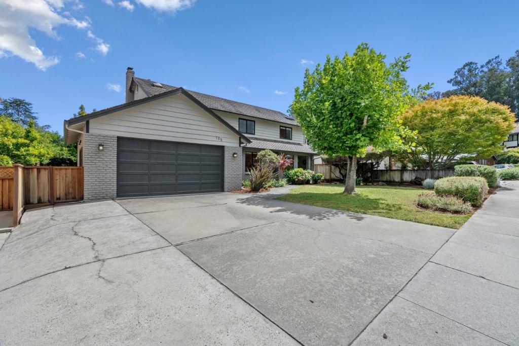 105 Quarry Lane