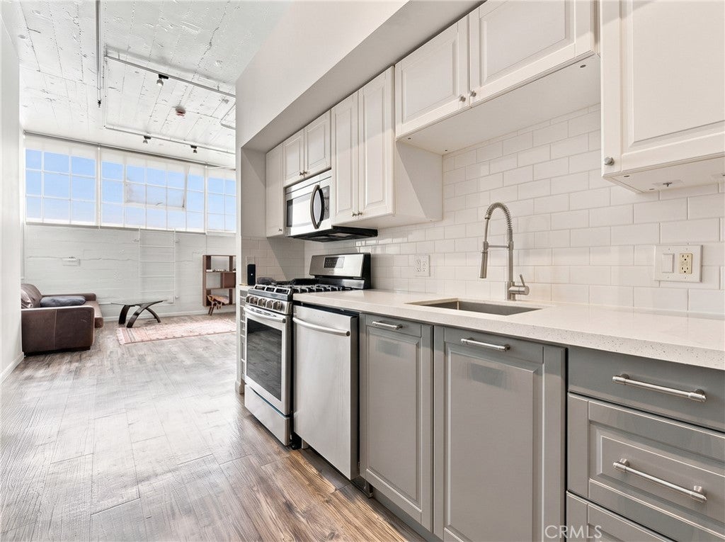 420 S San Pedro St 222, Los Angeles CA 90013