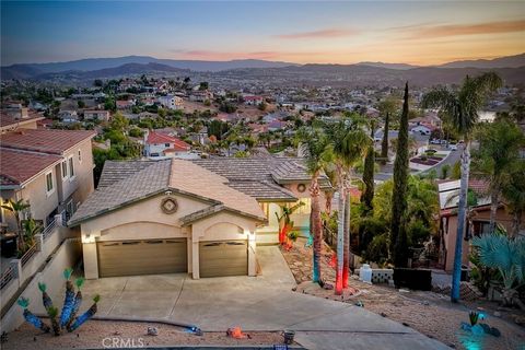 28856 Yosemite Canyon Lake CA 92587