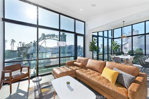 500 E Balboa Boulevard Newport Beach CA 92661