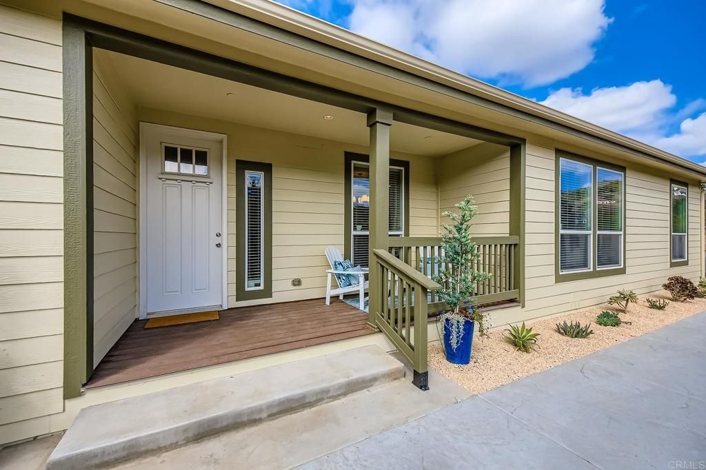 Photo of 28720 N Twin Oaks Valley Road, Bonsall, CA 92003 (MLS # NDP2510265)