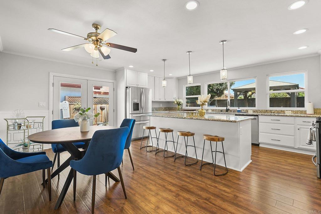 1095 Winding Oak Dr.