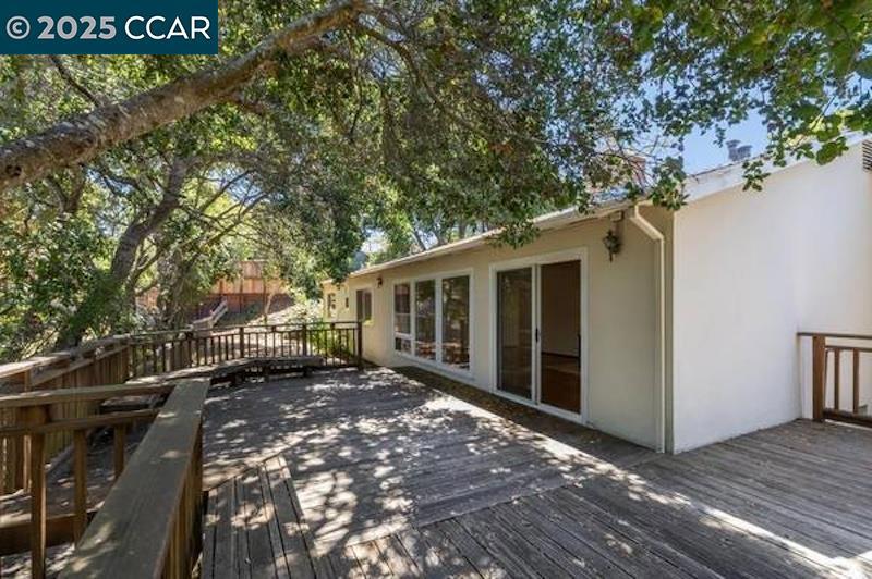 BAYWOOD - Residential Lease