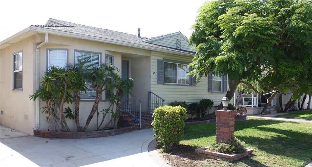 3922 Snowden