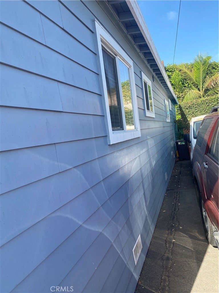 1215 W 134th