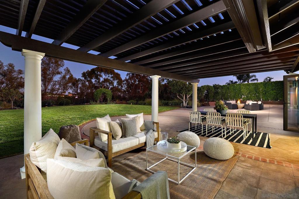 14233 Arbolitos Dr