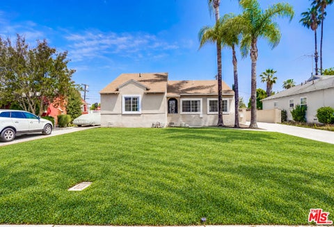Photo of 12631 Miranda Street, Valley Village, CA 91607 (MLS # 26997487)