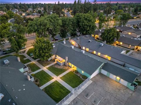 Photo of 6912 N Half Moon, Bakersfield, CA 93309 (MLS # GD26073629)