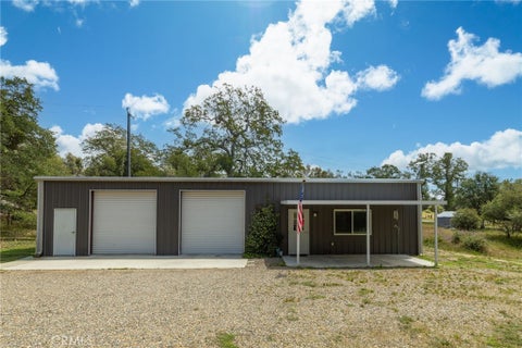 Photo of 46320 Oonay Nation Road, Coarsegold, CA 93614 (MLS # FR26099684)
