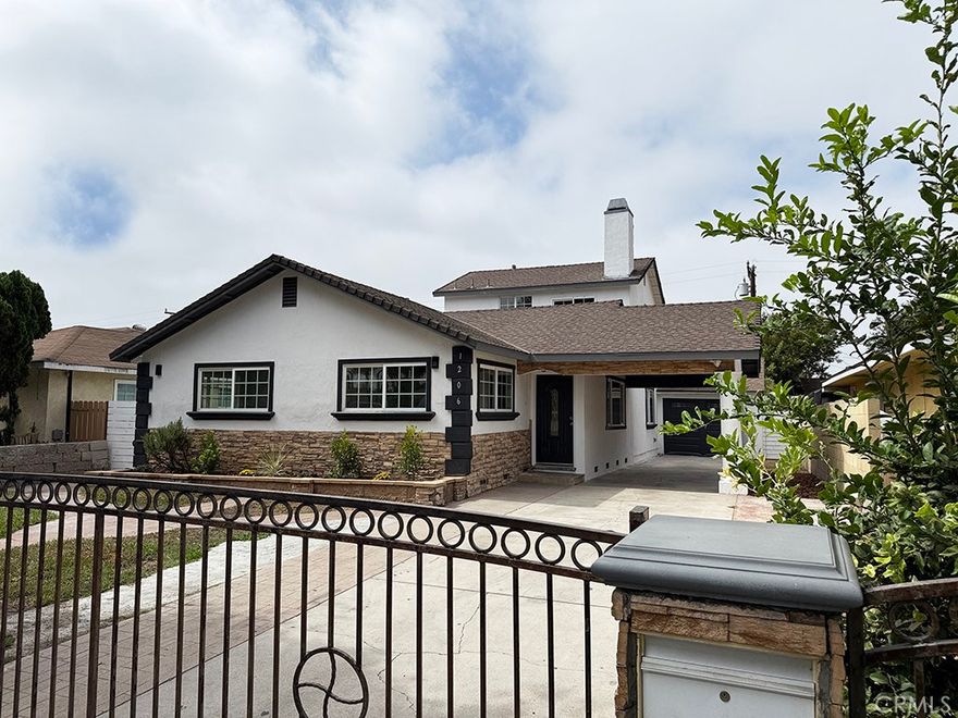 Spacious and charming home located in a desirable Santa Ana neighborhood within walking distance to schools. Features include an open floor plan with a very large kitchen and a separate formal dining room. The home offers 3 bedrooms and 2 bathrooms, plus a large den/office that can be used as a 4th bedroom for the children. The private upstairs master suite includes a full bathroom and a walk-in closet. Energy-efficient upgrades include dual-pane windows and LED lighting throughout. The property sits on a generous lot with potential for an ADU addition.