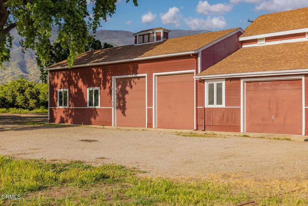 Ojai, California 93023, United States, 10 Bedrooms Bedrooms, ,8 BathroomsBathrooms,Residential,Active,186808