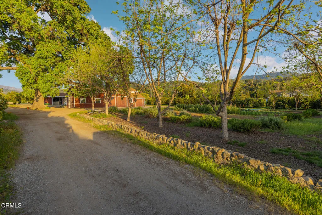 Ojai, California 93023, United States, 10 Bedrooms Bedrooms, ,8 BathroomsBathrooms,Residential,Active,186808
