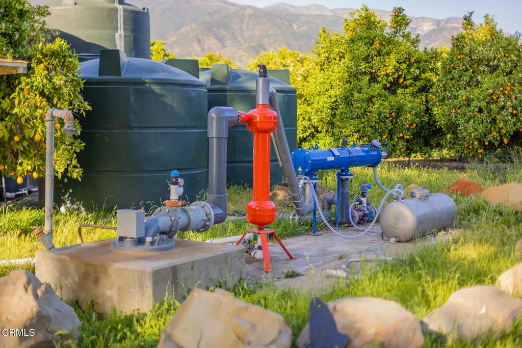 Ojai, California 93023, United States, 10 Bedrooms Bedrooms, ,8 BathroomsBathrooms,Residential,Active,186808