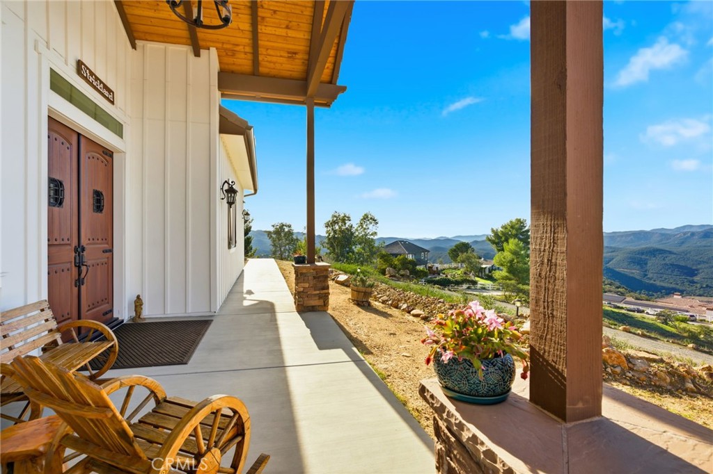 39472 Vista Del Bosque