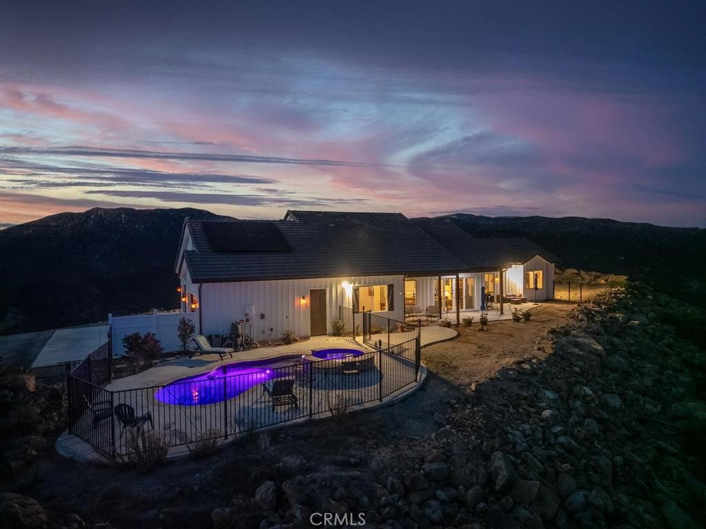 39472 Vista Del Bosque