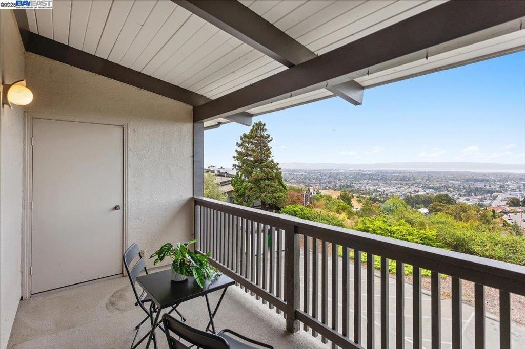 CASTRO VALLEY - Residential