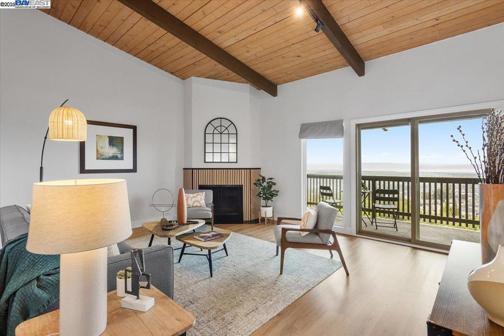 CASTRO VALLEY - Residential