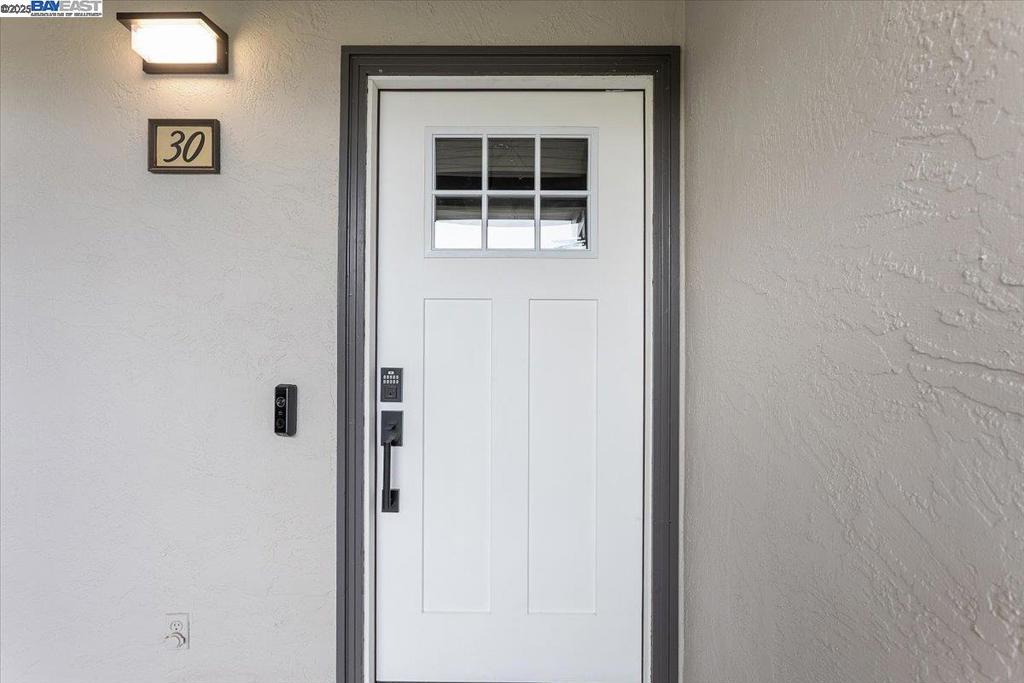 CASTRO VALLEY - Residential