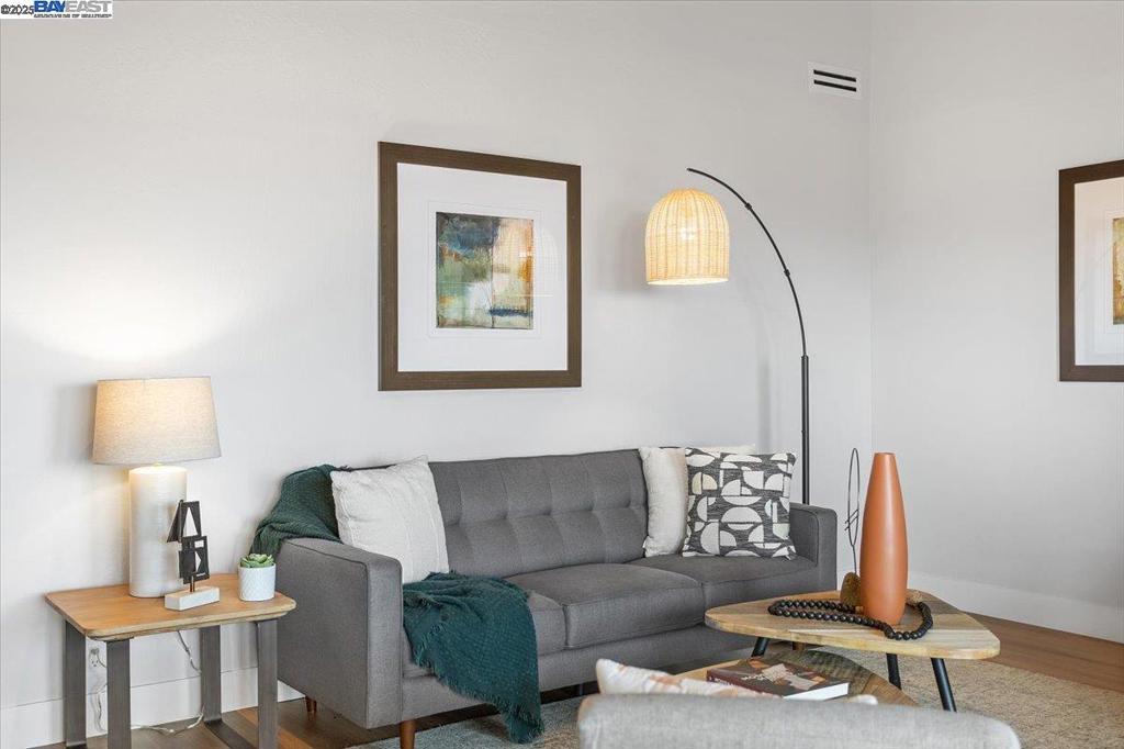 CASTRO VALLEY - Residential