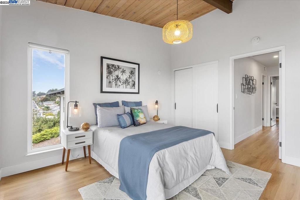 CASTRO VALLEY - Residential