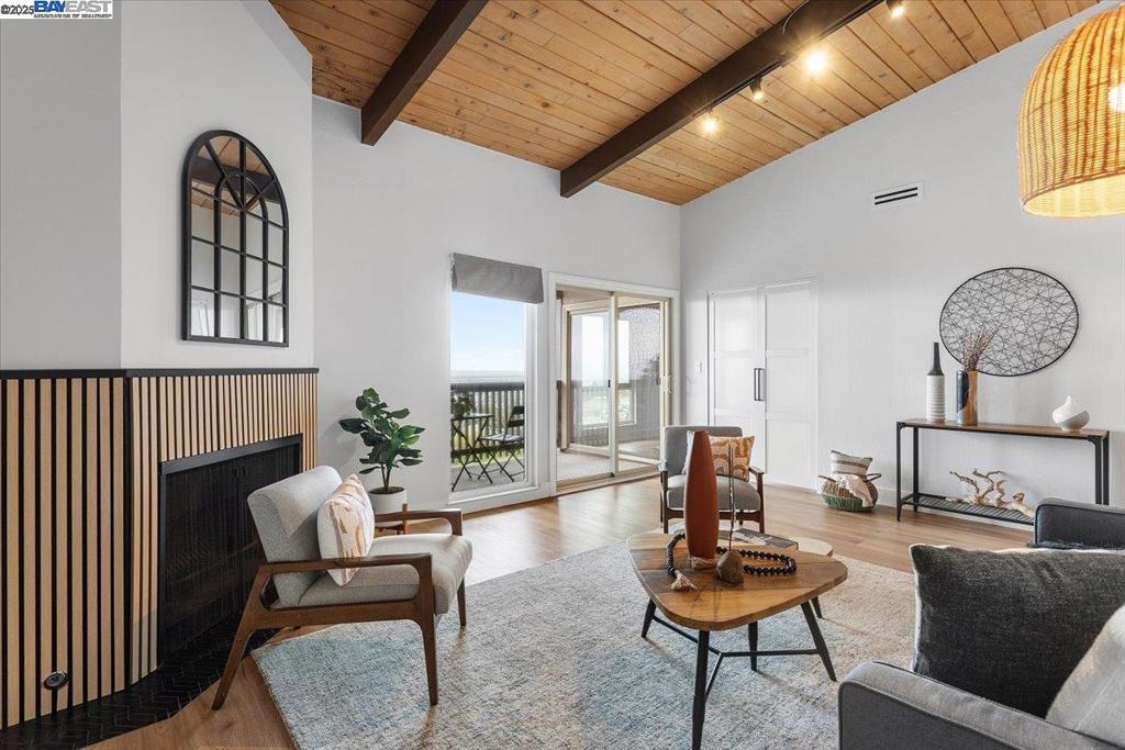 CASTRO VALLEY - Residential