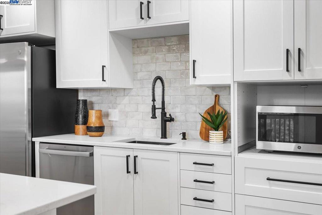 CASTRO VALLEY - Residential