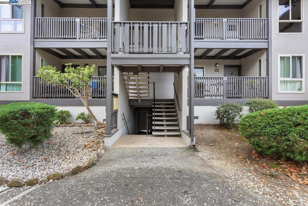 CASTRO VALLEY - Residential