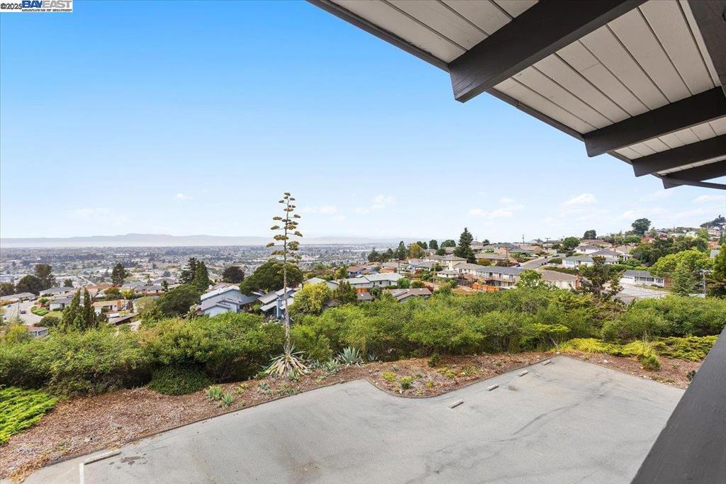 CASTRO VALLEY - Residential