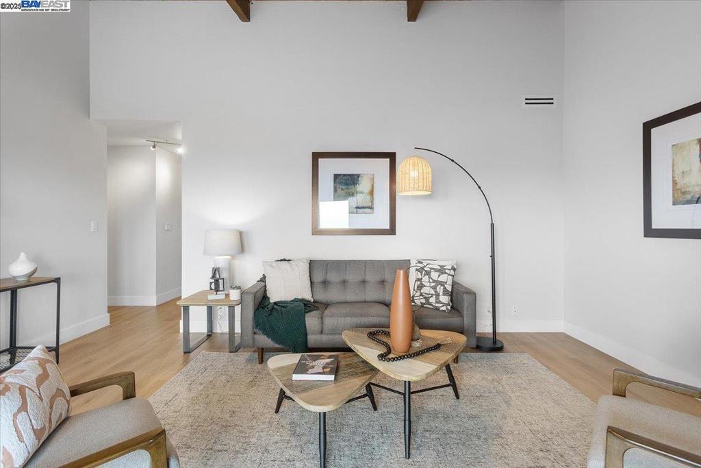 CASTRO VALLEY - Residential